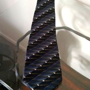 Courage Hand Sewn Silk tie